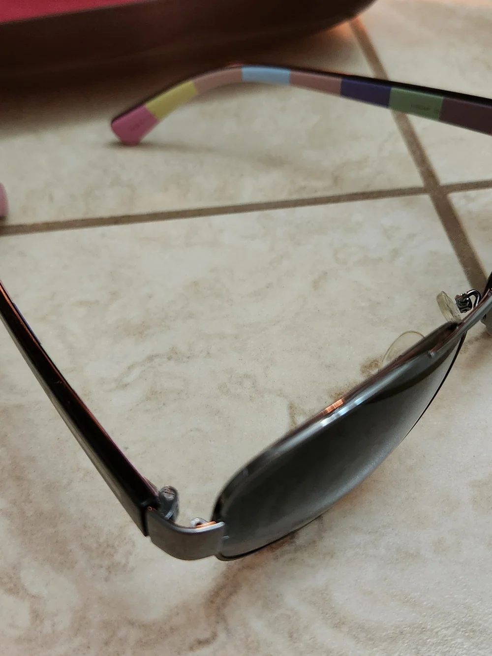 Aviator-Style Women's Sunglasses/GLASSES,  in Black with Multicolor Temples